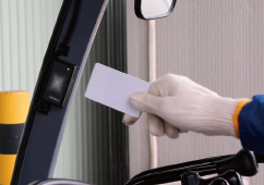 フォークリフトの無資格運転防止