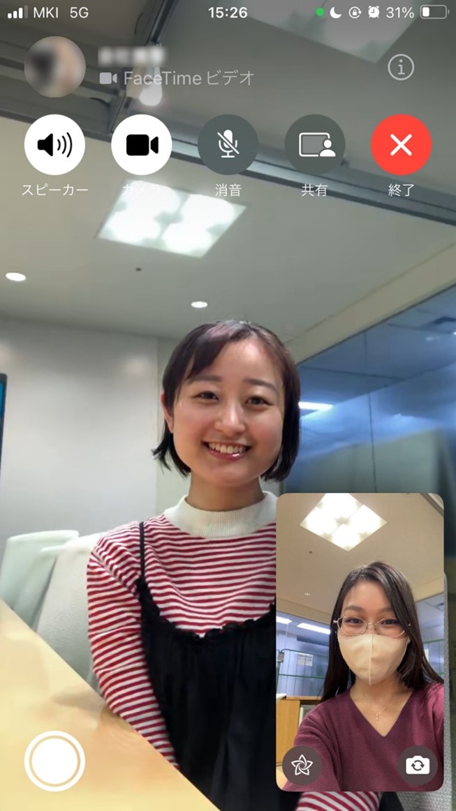 三井情報の東中野オフィスにてローカル5G環境下でFaceTimeを使っているイメージ